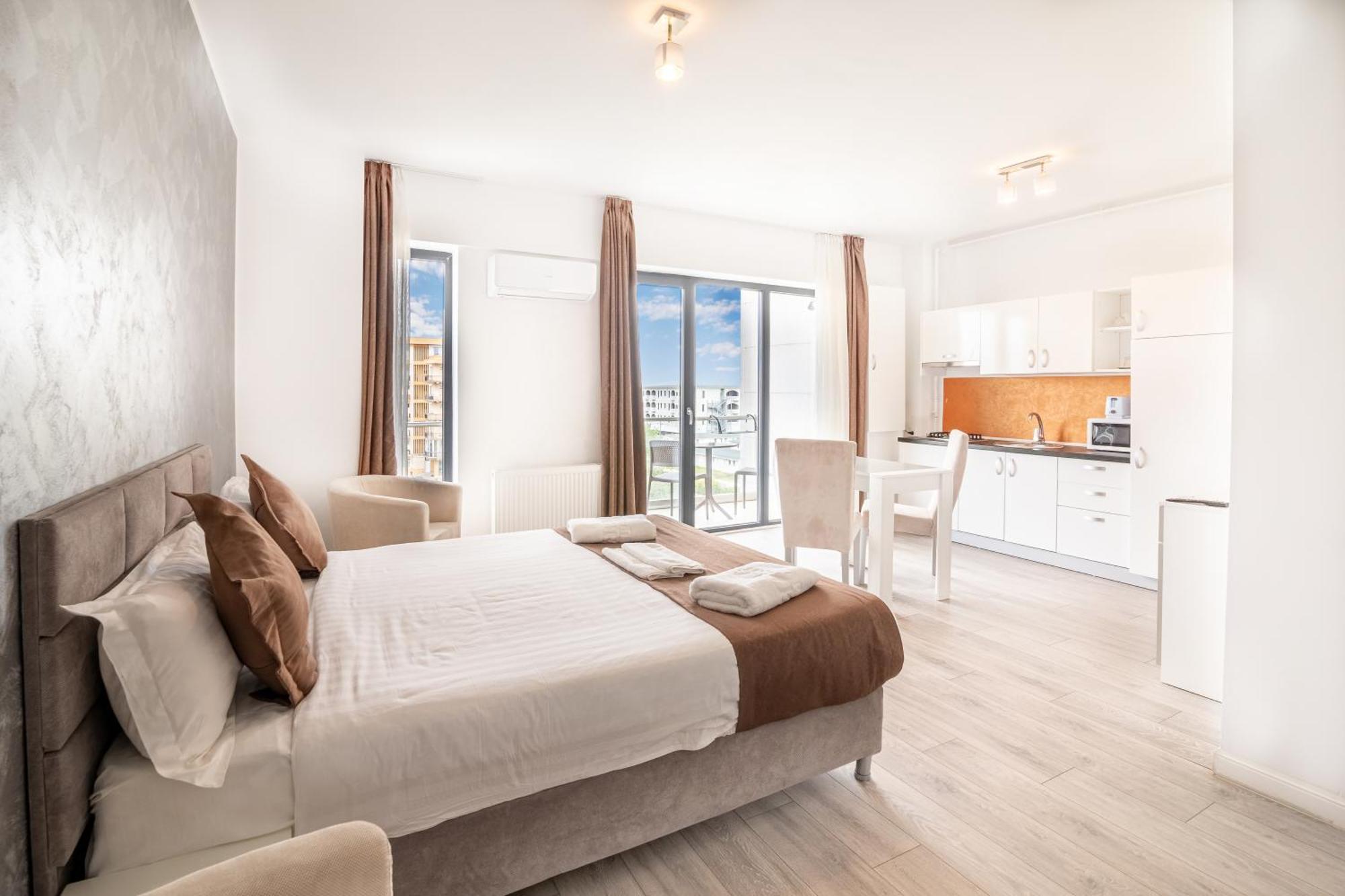 Miramare Residence Aparthotel Năvodari Eksteriør billede