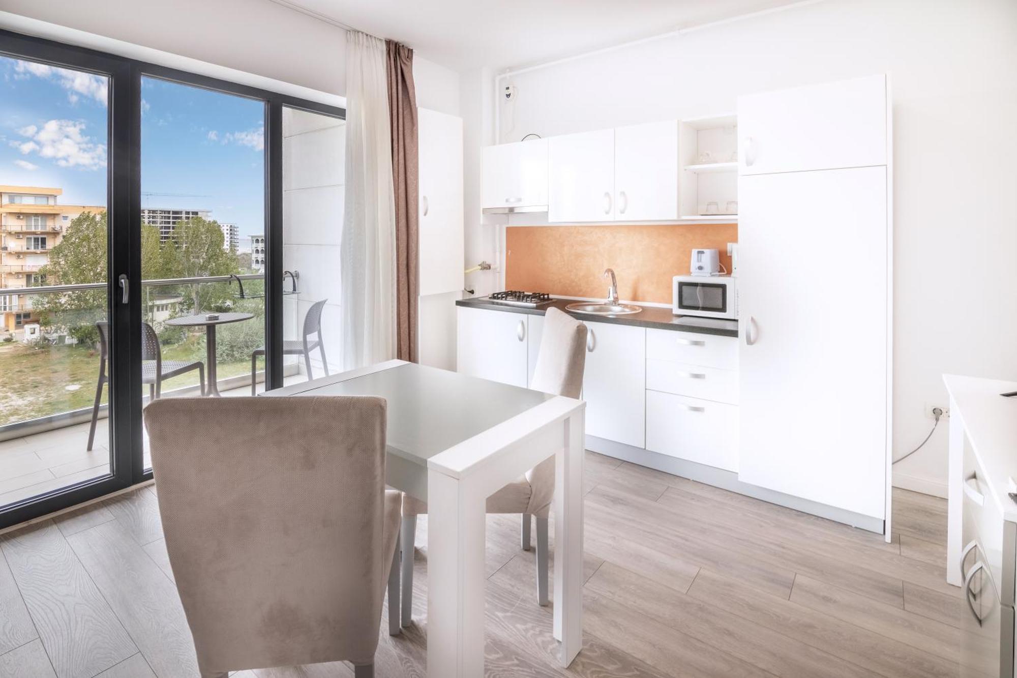 Miramare Residence Aparthotel Năvodari Eksteriør billede