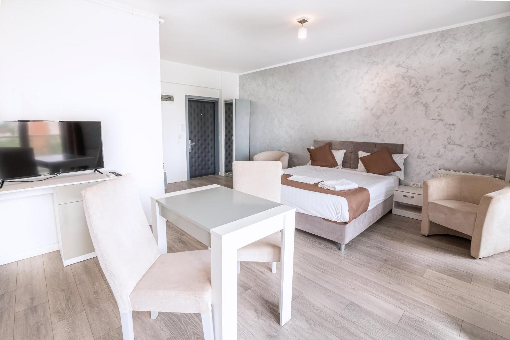 Miramare Residence Aparthotel Năvodari Eksteriør billede