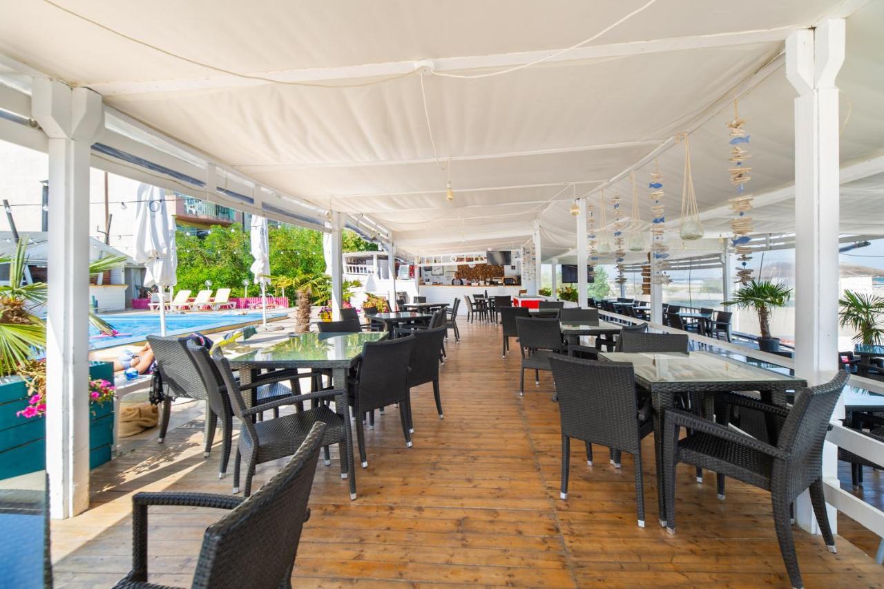 Miramare Residence Aparthotel Năvodari Eksteriør billede