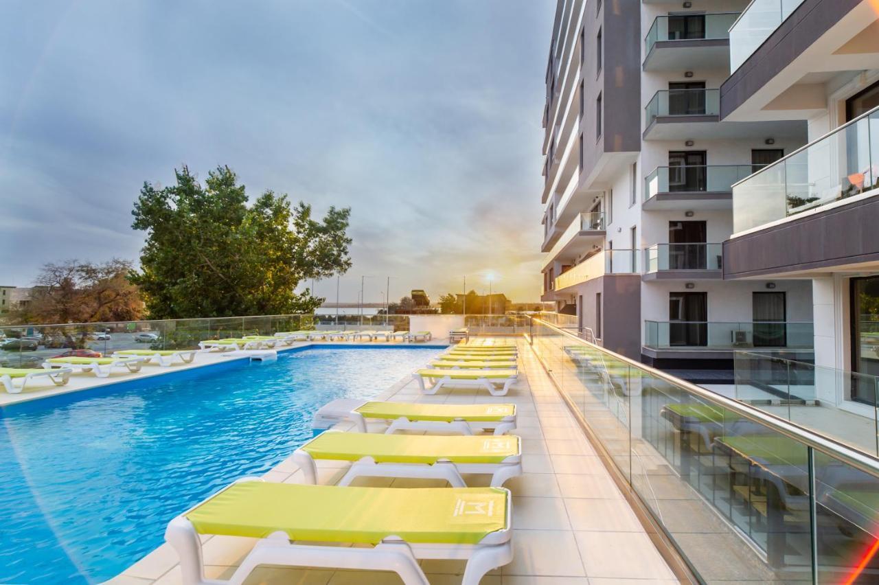 Miramare Residence Aparthotel Năvodari Eksteriør billede
